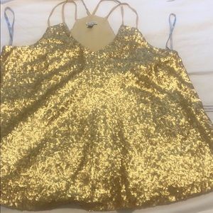 Stunning gold  Guess halter top.